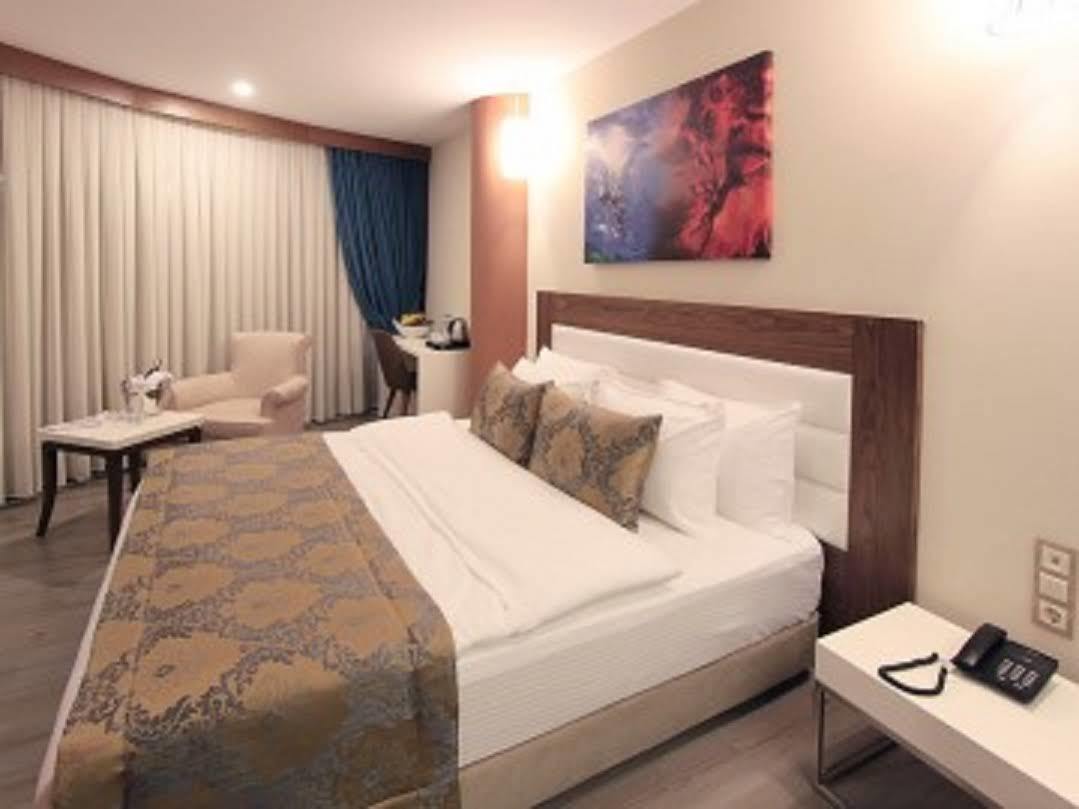 Forum Suite Otel Мерсін Екстер'єр фото
