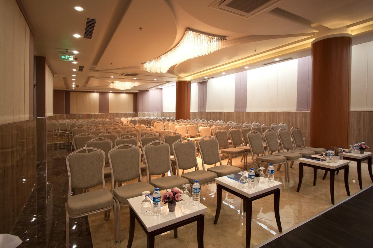 Forum Suite Otel Мерсін Екстер'єр фото