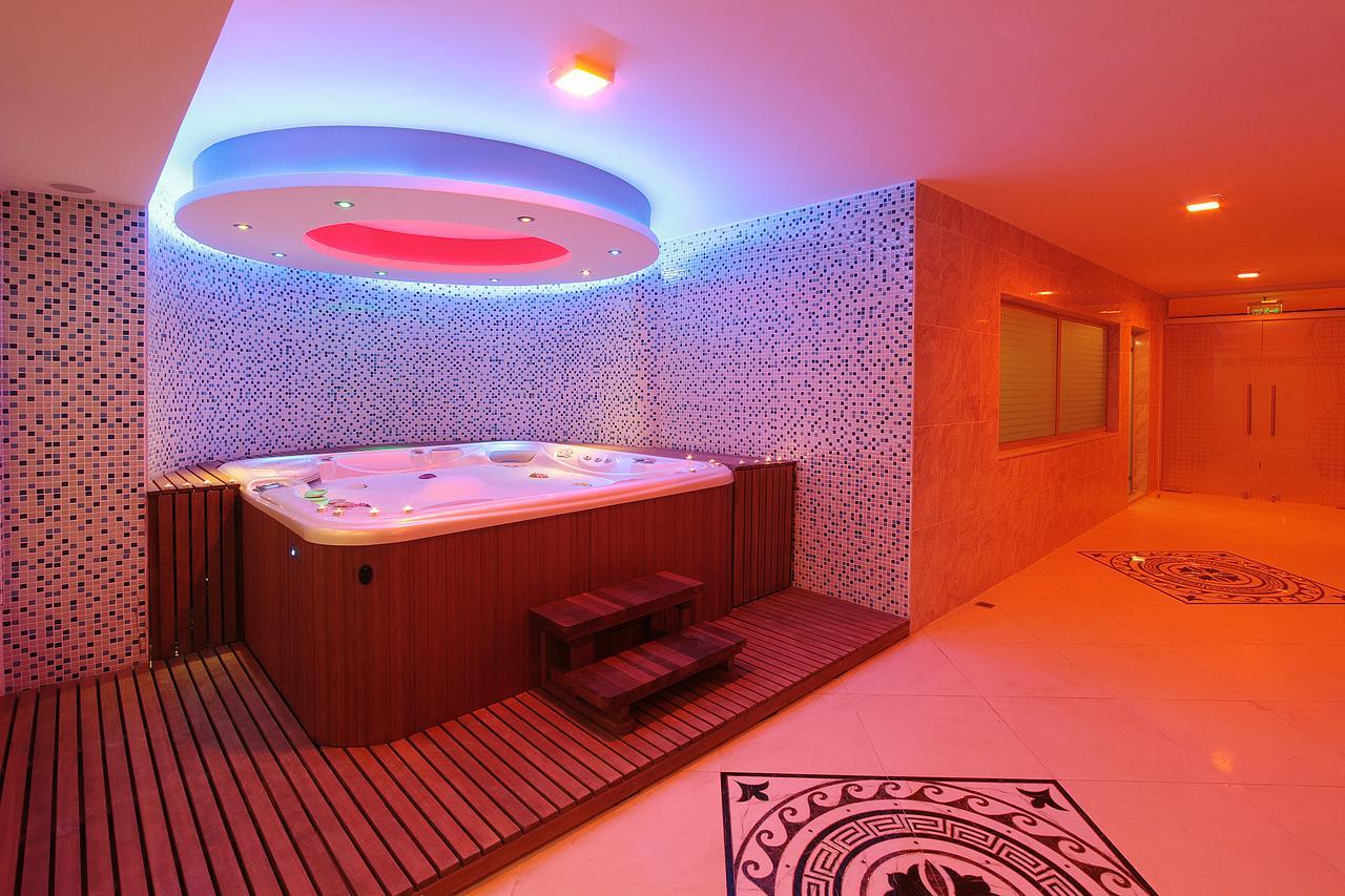 Forum Suite Otel Мерсін Екстер'єр фото