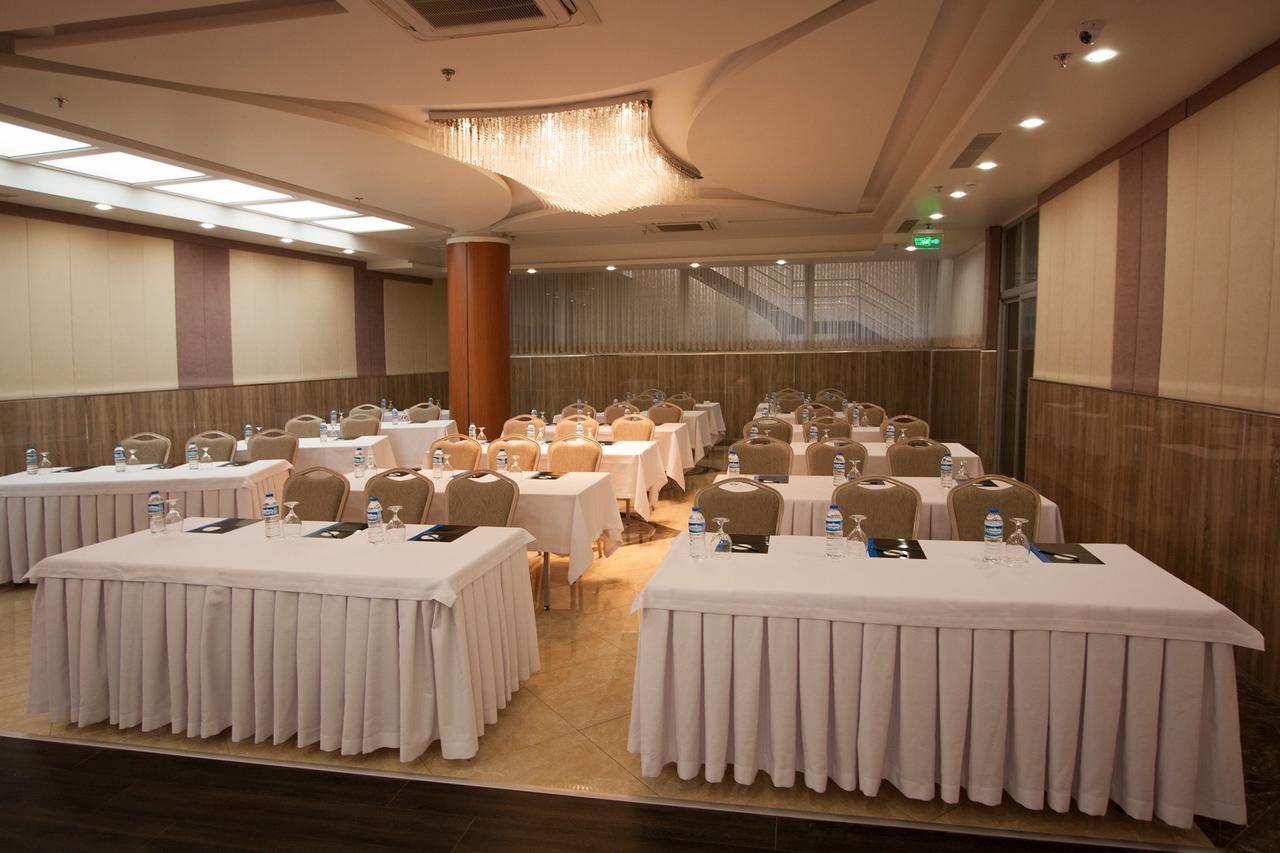 Forum Suite Otel Мерсін Екстер'єр фото