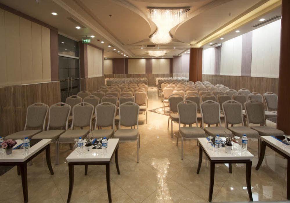 Forum Suite Otel Мерсін Екстер'єр фото